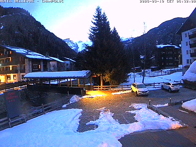 immagine della webcam nei dintorni di Gressoney-la-Trinitè: webcam Ayas
