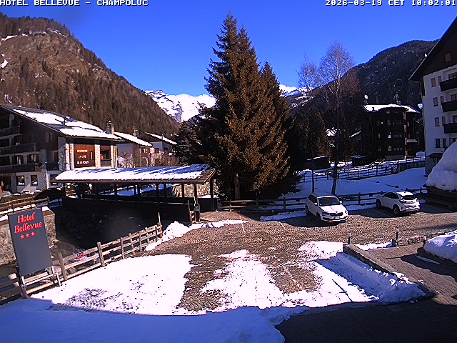 immagine della webcam nei dintorni di Gressoney-la-Trinitè: webcam Ayas