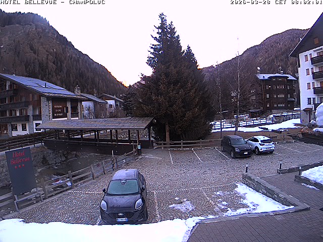 immagine della webcam nei dintorni di Valtournenche: webcam Ayas