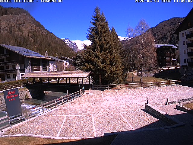 immagine della webcam nei dintorni di Champoluc: webcam Ayas
