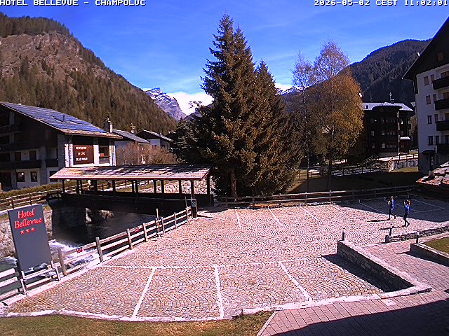 immagine della webcam nei dintorni di Saint Barthelemy: webcam Ayas