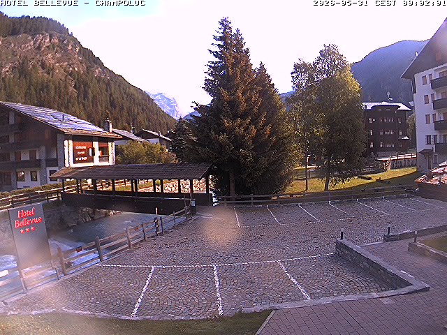 immagine della webcam nei dintorni di Brusson: webcam Ayas
