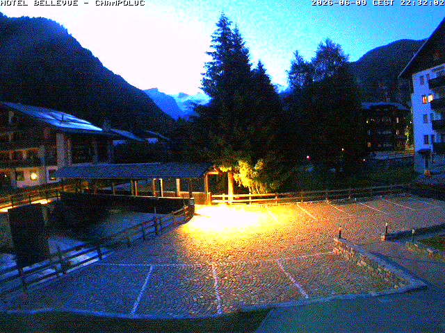 immagine della webcam nei dintorni di Fenis: webcam Ayas