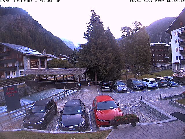 immagine della webcam nei dintorni di Gressoney-la-Trinitè: webcam Ayas