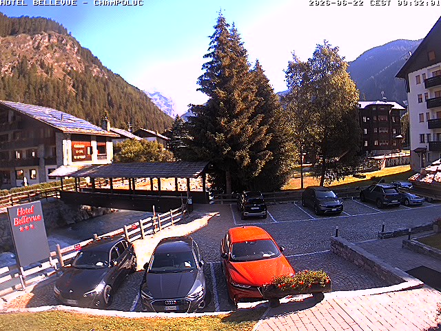 immagine della webcam nei dintorni di Gressoney-la-Trinitè: webcam Ayas