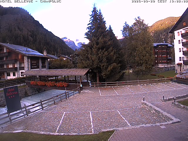 Paese di Champoluc e Val d’Ayas